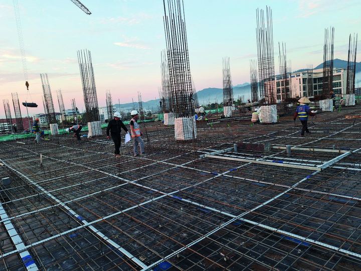 Lắp đặt cáp dự ứng lực